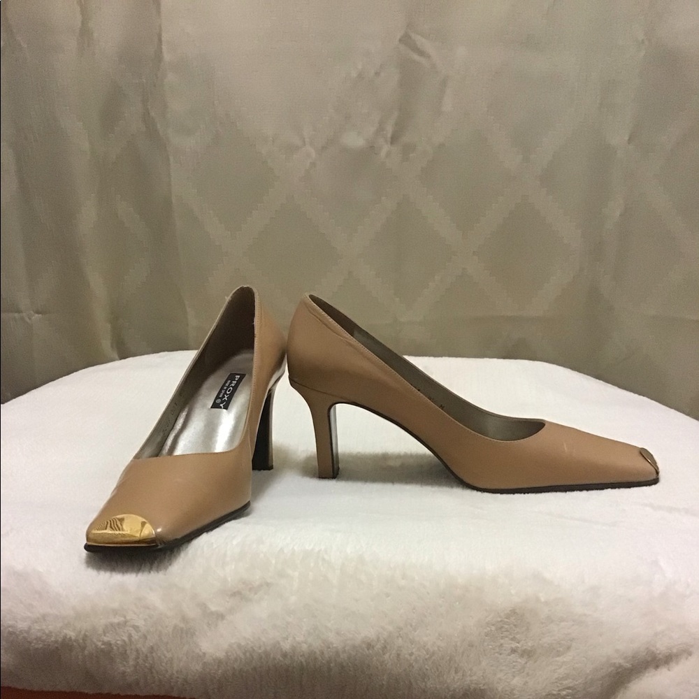 Proxy Tan Heels #17